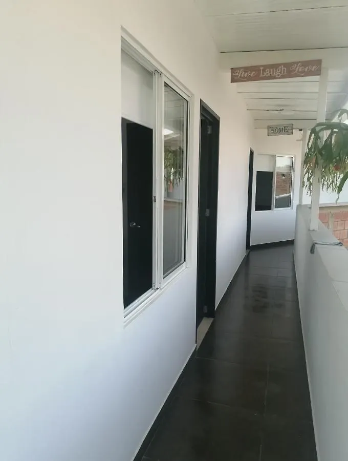 Casa Hotel Qr Cali 0*,